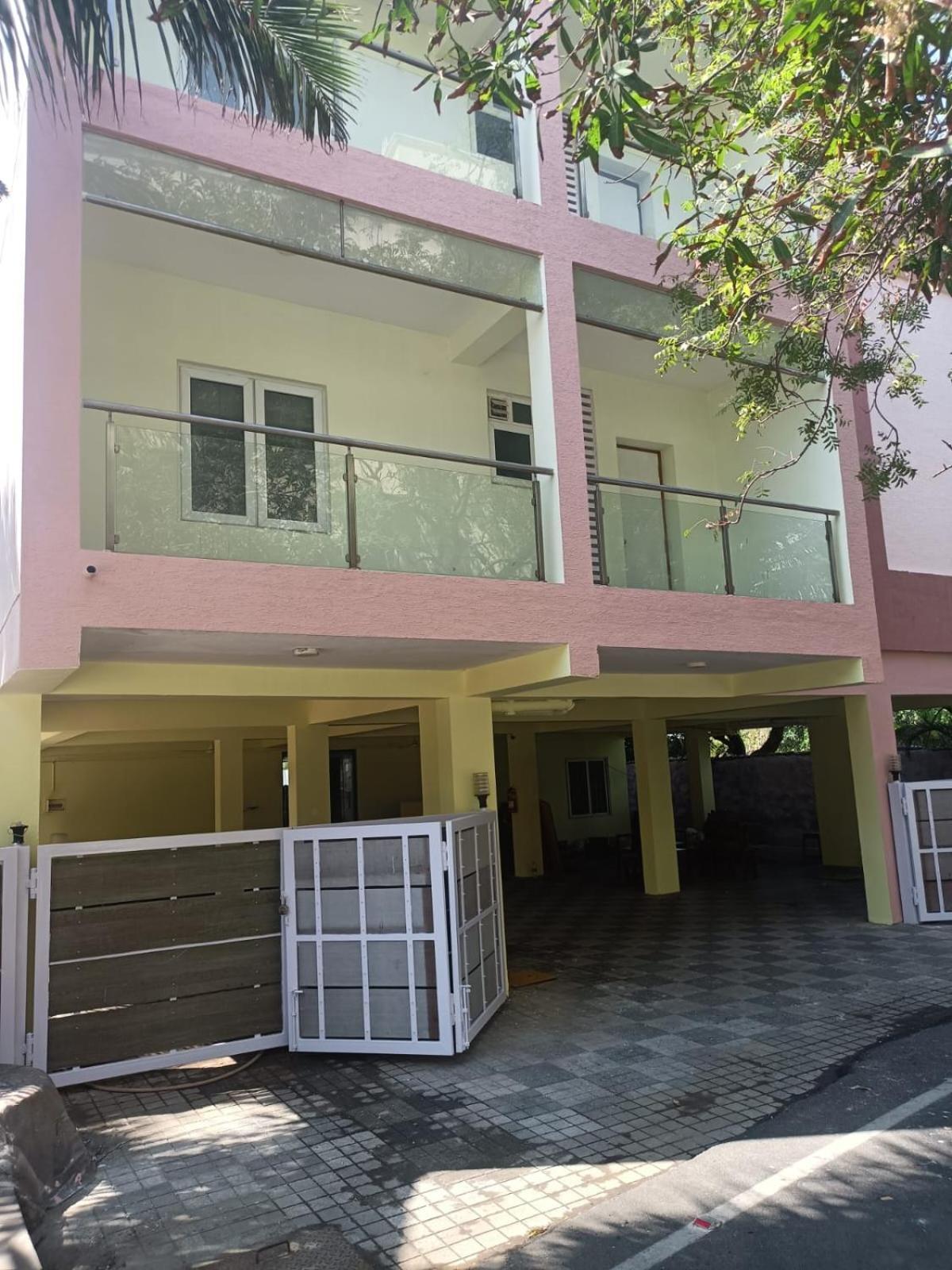 The Posh Residency, Ecr Bed & Breakfast Chennai Ngoại thất bức ảnh