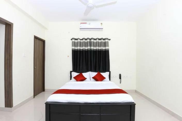 The Posh Residency, Ecr Bed & Breakfast Chennai Ngoại thất bức ảnh