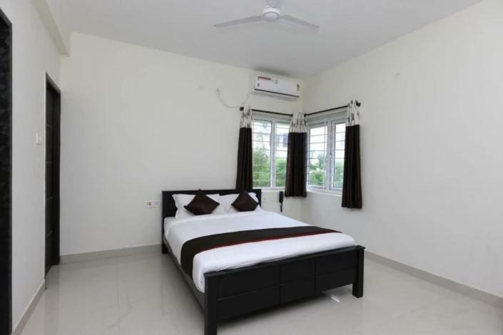 The Posh Residency, Ecr Bed & Breakfast Chennai Ngoại thất bức ảnh